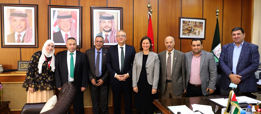 صورة من جامعة اليرموك